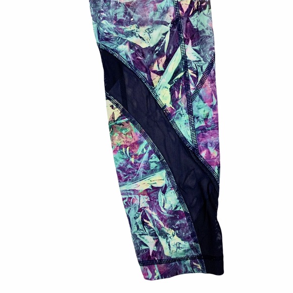 EUC Lululemon Inspire Tight II - Picture 3 of 5